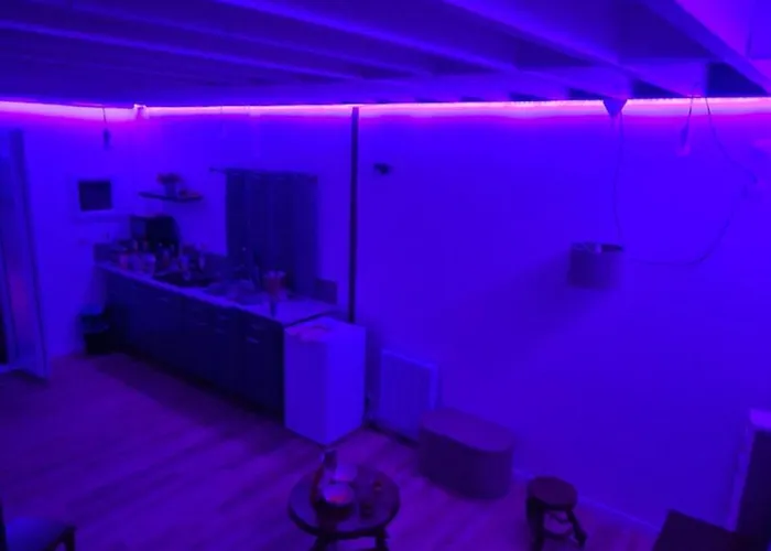 Holiday home - Fetes Autorisees & Jacuzzi *