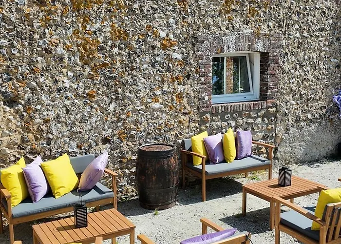 - Fetes Autorisees & Jacuzzi Holiday home