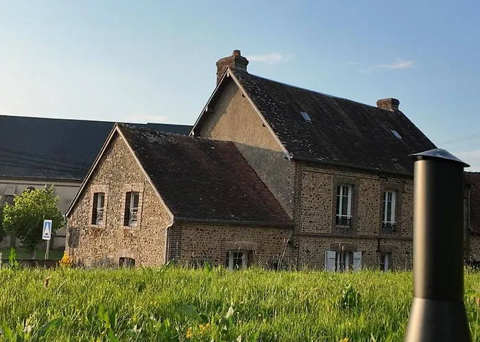 - Fetes Autorisees & Jacuzzi Holiday home Les Aspres