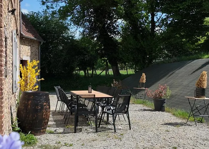 Holiday home - Fetes Autorisees & Jacuzzi Les Aspres