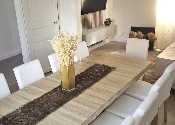 - Fetes Autorisees & Jacuzzi Holiday home