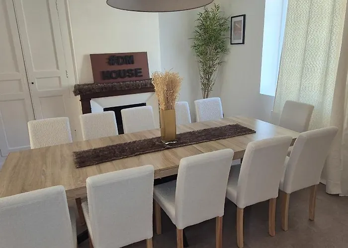 Holiday home - Fetes Autorisees & Jacuzzi *