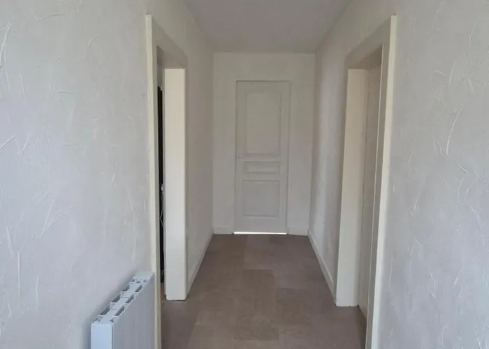 - Fetes Autorisees & Jacuzzi Holiday home Les Aspres