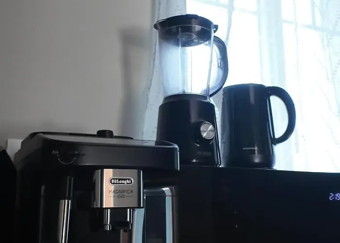 - Fetes Autorisees & Jacuzzi Holiday home *