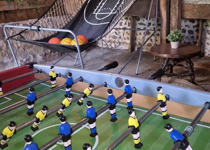 - Fetes Autorisees & Jacuzzi *