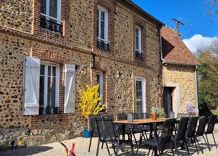 - Fetes Autorisees & Jacuzzi